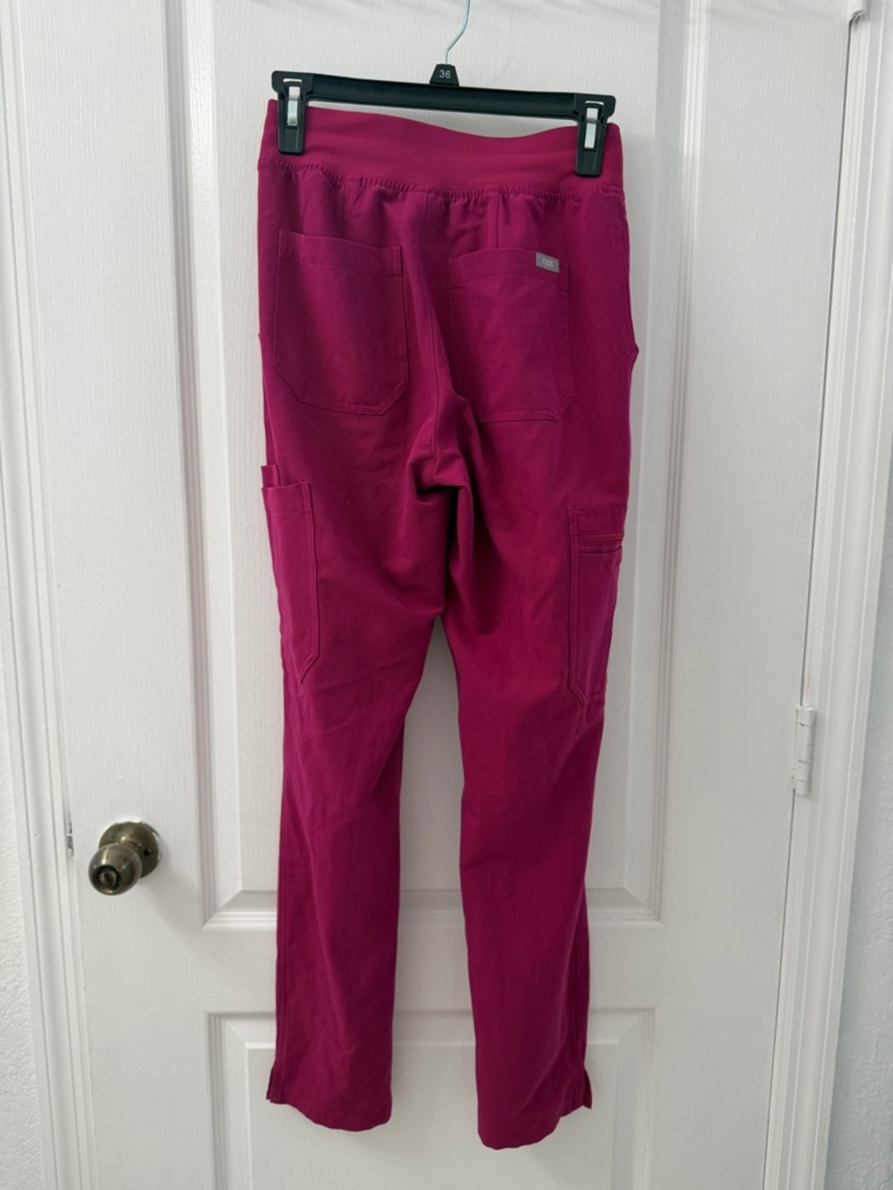 Figs High Waisted Yola Scrub Pants (Size  XXS) - Picture 6 of 8